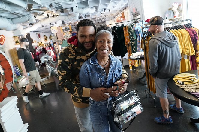 Black-ish - Les Filles pour les nuls - Tournage - Anthony Anderson