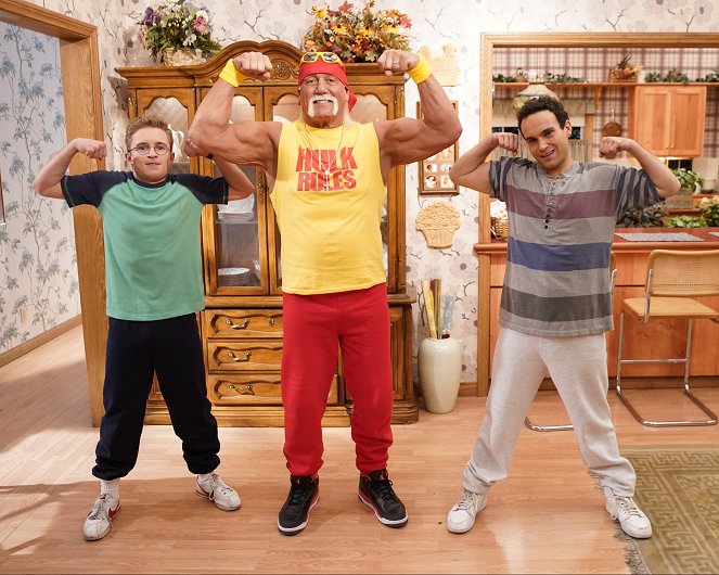 A Goldberg család - Season 7 - Pankráció - Forgatási fotók - Sean Giambrone, Hulk Hogan, Troy Gentile