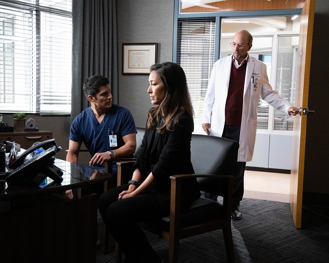 The Good Doctor - L'Heure des choix - Film - Nicholas Gonzalez, Christina Chang, Richard Schiff