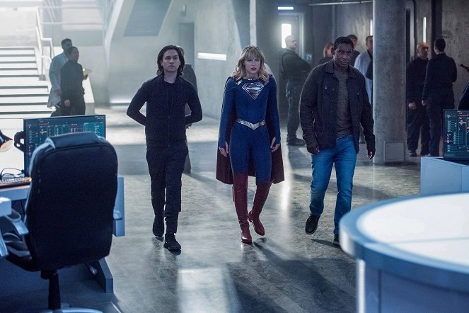 Supergirl - À la poursuite de Malefic - Film - Jesse Rath, Melissa Benoist, David Harewood