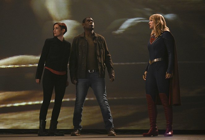Supergirl - À la poursuite de Malefic - Film - Chyler Leigh, David Harewood, Melissa Benoist