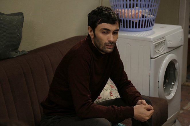 Bizim Hikaye - Episode 16 - De la película - Mehmet Korhan Fırat