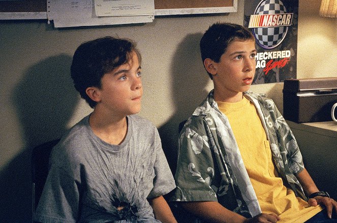 Malcolm in the Middle - Stock Car Races - Photos