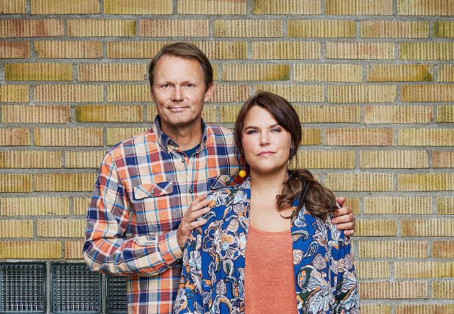 Solsidan - Season 6 - Werbefoto - Felix Herngren, Mia Skäringer