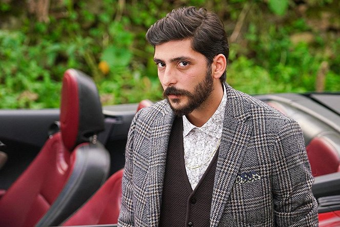 Sen Anlat Karadeniz - Episode 8 - De la película - Beran Soysal