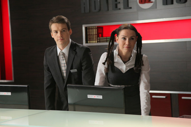 Hotel 52 - Episode 5 - Filmfotos - Krzysztof Kwiatkowski, Olga Boladz