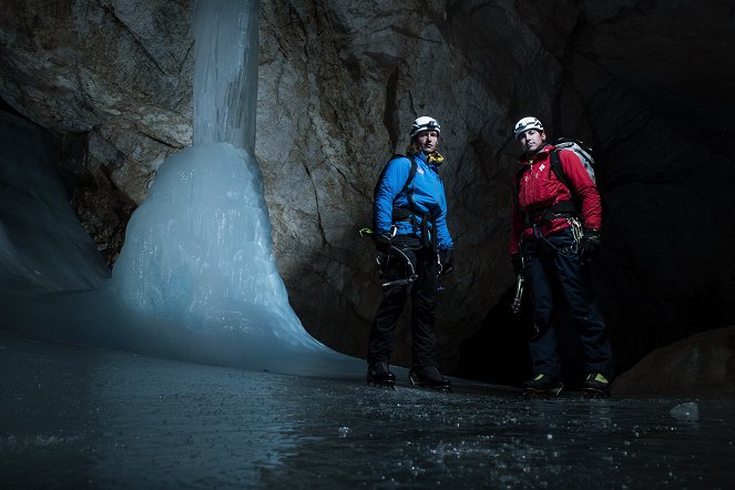 Bergwelten - Eisiges Labyrinth - Klettern in den größten Eishöhlen der Welt - Photos