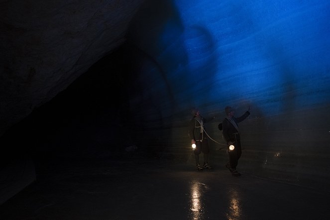 Bergwelten - Eisiges Labyrinth - Klettern in den größten Eishöhlen der Welt - De la película