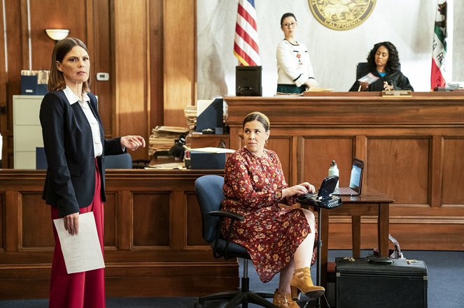 Bírónő, kérem! - Season 1 - Bomba-sztori - Filmfotók - Lindsay Mendez
