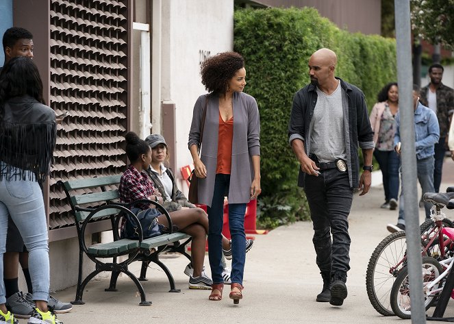S.W.A.T. - Track - Photos - Rochelle Aytes, Shemar Moore