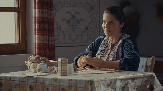 Drága örökösök - Season 1 - Trágya ajánlva - Filmfotók - Zsuzsa Csarnóy