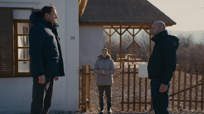 Drága örökösök - A vihar - Kuvat elokuvasta - Steve Hajdu, Zsuzsa Csarnóy, Ferenc Lengyel