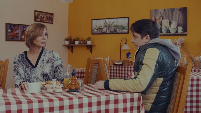 Drága örökösök - Season 1 - Kirúgva - Film - Zsuzsa Járó, Lehel Kovács