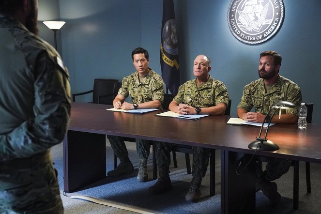 SEAL Team - Unbecoming an Officer - Van film - Judd Lormand