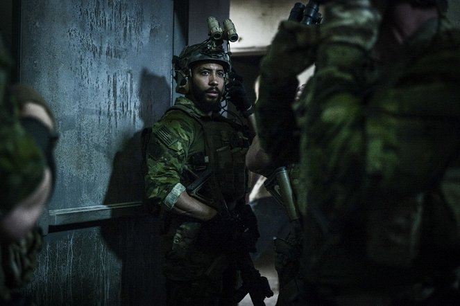 SEAL Team - Season 3 - Unbecoming an Officer - Photos - Neil Brown Jr.