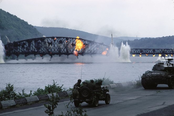 De brug bij Remagen - Van film