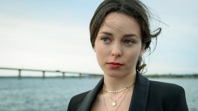 Meurtres à Nordholm : La fille sur la plage - Film - Tijan Marei