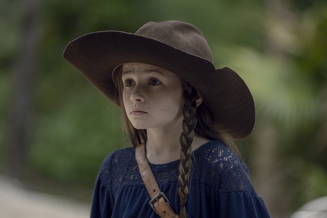 The Walking Dead - The World Before - Photos - Cailey Fleming
