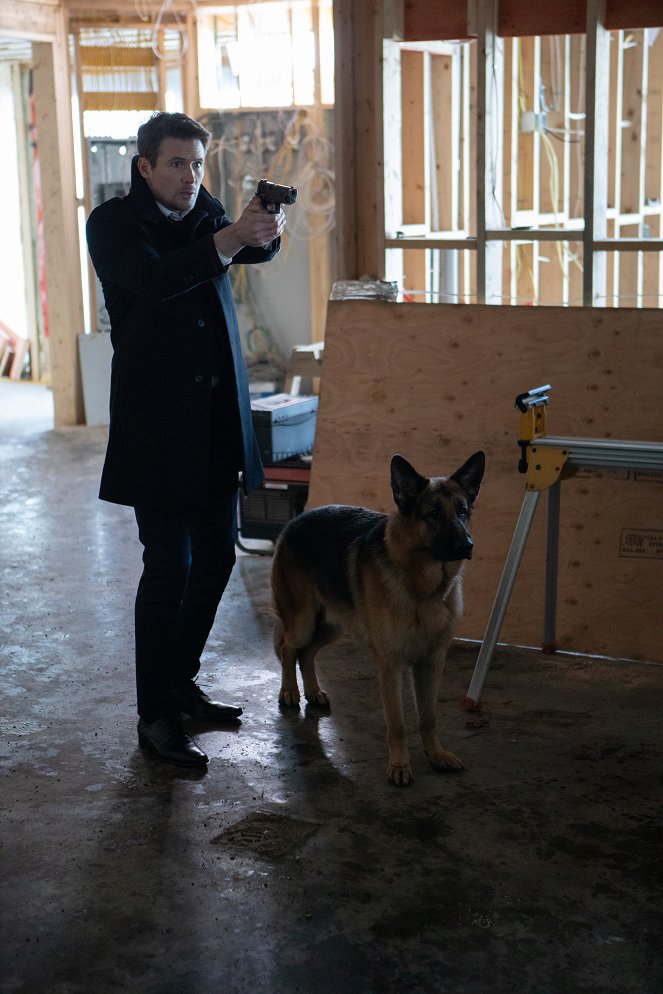 Rex Kanadában - A vadászat - Filmfotók - John Reardon, Diesel vom Burgimwald a kutya