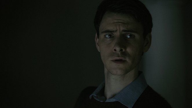 Counterpart - Season 2 - In from the Cold - Filmfotos - Harry Lloyd