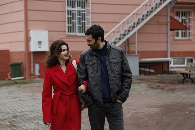 Our Story - Episode 18 - Photos - Nesrin Cavadzade, Mehmet Korhan Fırat