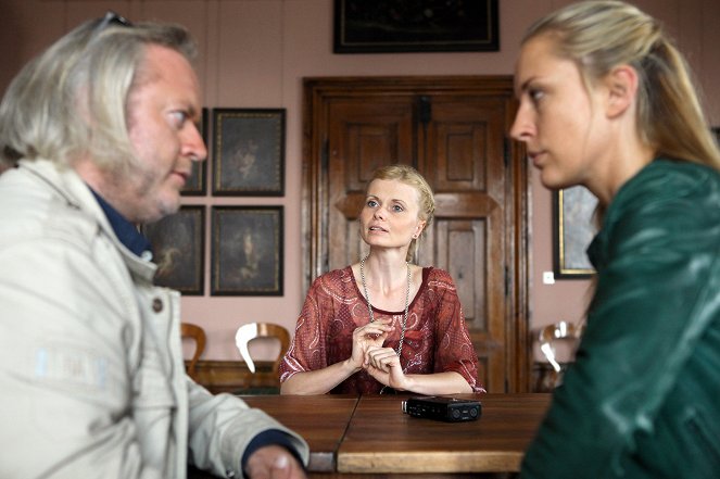 SOKO Donau - Season 8 - Der Heilige der Verdammten - Film - Gregor Seberg, Anna Tenta, Lilian Klebow