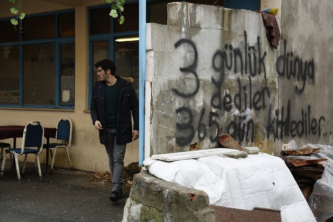 Bizim Hikaye - Episode 19 - Filmfotos - Burak Deniz