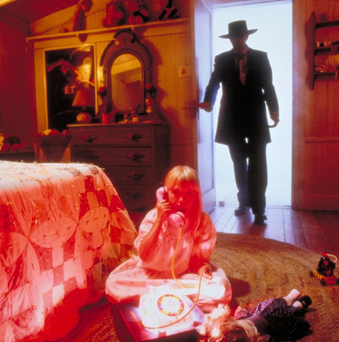Poltergeist II: The Other Side - Photos