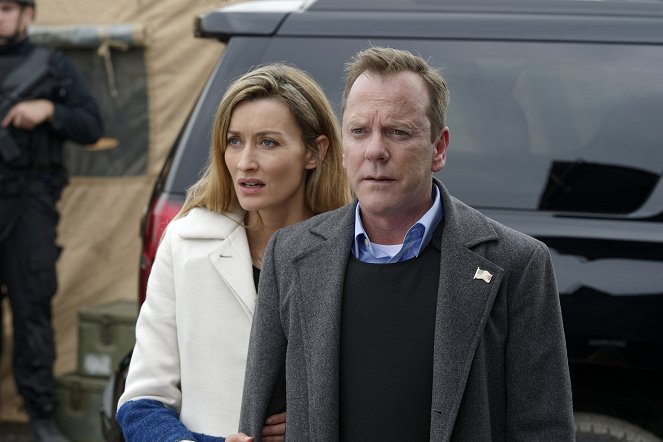 A kijelölt túlélő - Filmfotók - Natascha McElhone, Kiefer Sutherland