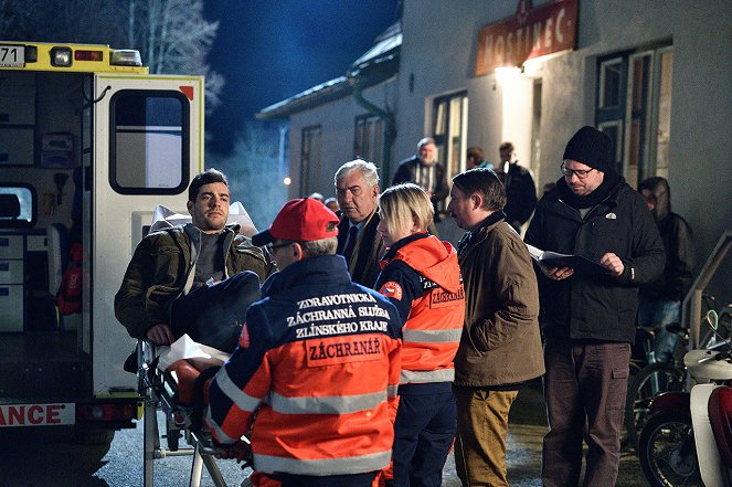 Strážmistr Topinka - Zločin na hřišti - Z realizacji - Ivan Lupták, Miroslav Donutil