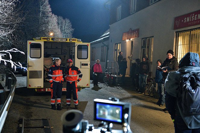 Strážmistr Topinka - Zločin na hřišti - Van de set - Petr Zahrádka