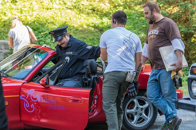 Strážmistr Topinka - Zločin na svatbě - Forgatási fotók - Robert Mikluš