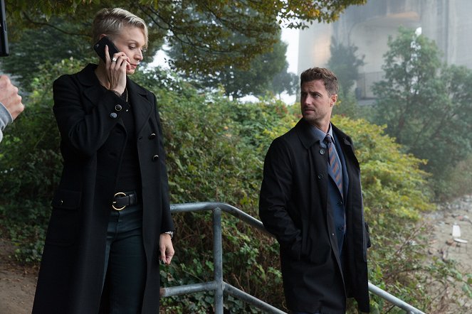 Motive - Season 4 - The Vanishing Policeman - Photos - Kristin Lehman