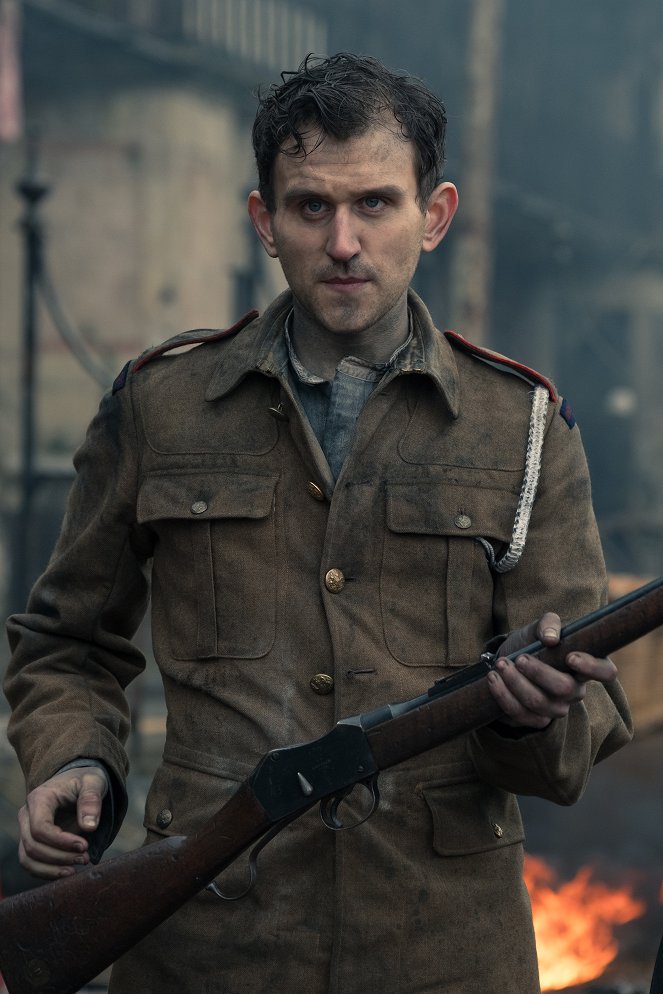 The War of the Worlds - Episode 2 - Photos - Harry Melling