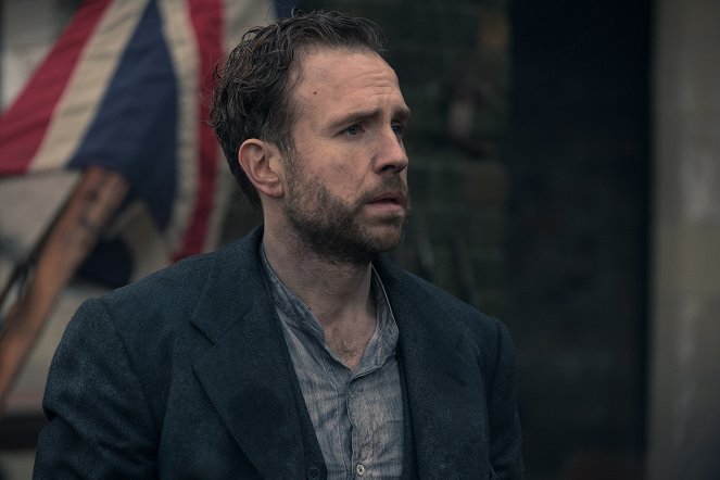 The War of the Worlds - Episode 2 - Photos - Rafe Spall