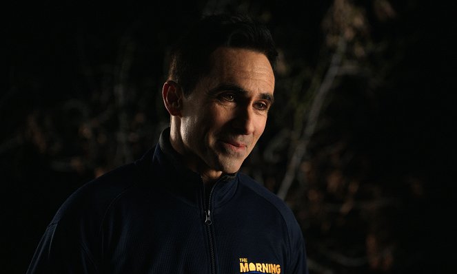 The Morning Show - The Pendulum Swings - Photos - Nestor Carbonell