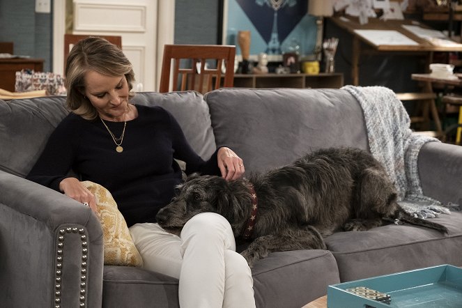 Mad About You - Season 8 - Restraining Orders and Puppies - Photos - Helen Hunt