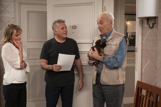 Mad About You - Restraining Orders and Puppies - Photos - Helen Hunt, Paul Reiser