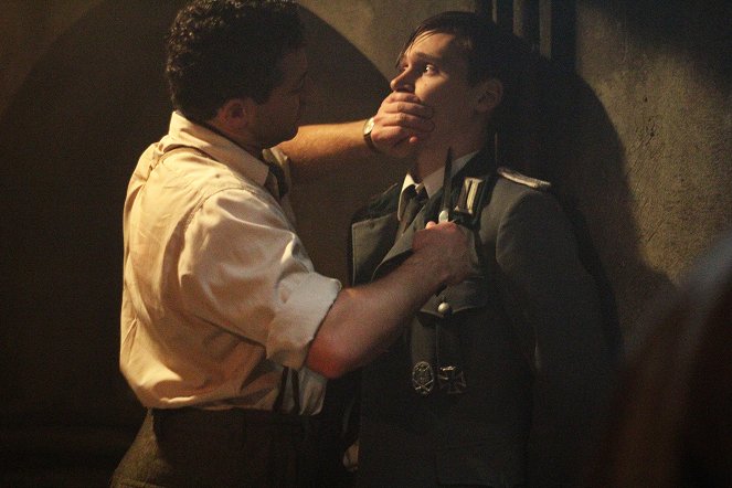 X Company - In Enemy Hands - Photos