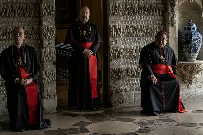 Az új pápa - Filmfotók - Maurizio Lombardi, Javier Cámara