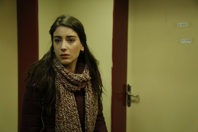 Bizim Hikaye - Episode 22 - Z filmu - Hazal Kaya