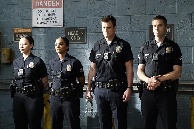 The Rookie - The Dark Side - Van film - Melissa O'Neil, Mekia Cox, Nathan Fillion, Eric Winter