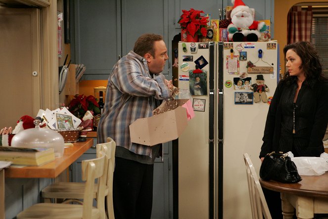 Dvaja z Queensu - Season 8 - Carrie peče dort - Z filmu - Kevin James, Leah Remini