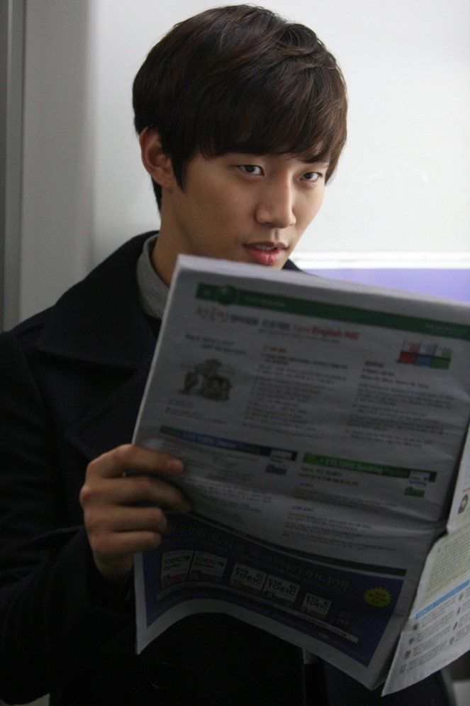 Cold Eyes - Photos - Junho