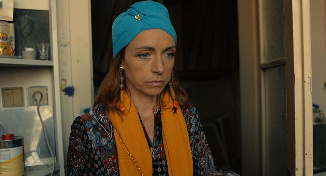 Příliš osobní známost - Kuvat elokuvasta - Tatiana Dyková