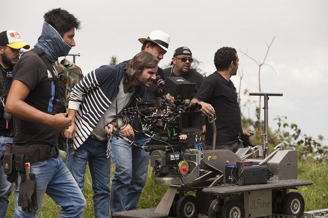 Narcos - The Good, The Bad, and The Dead - Making of