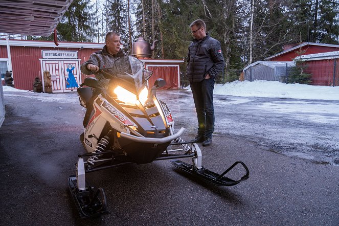 Suomen huutokauppakeisari - Z filmu - Aki Palsanmäki, Markku Saukko