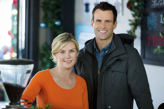 Murder She Baked: A Plum Pudding Murder Mystery - Promoción - Alison Sweeney, Cameron Mathison