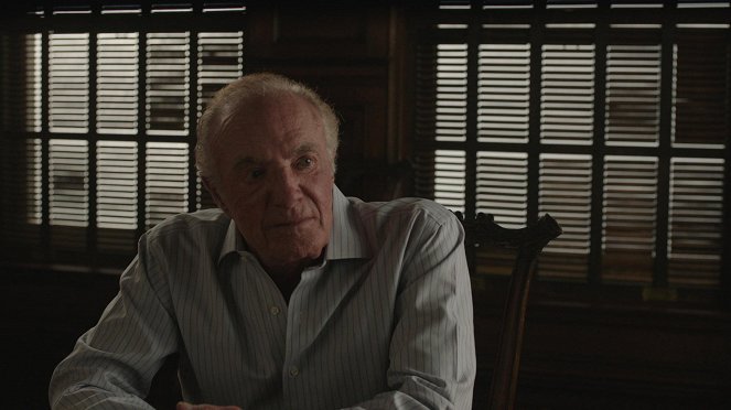 Out of Blue - Do filme - James Caan