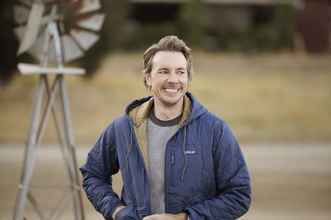 Bless This Mess - Season 2 - Six Out of Six - Photos - Dax Shepard